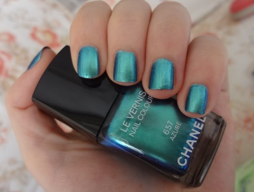 chanel azure nail polish swatch