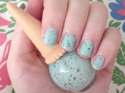 etude house mint choco chip swatch nail polish