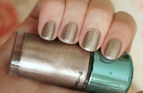 mac shimmerfish swatch