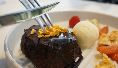 atum desserant hk steak