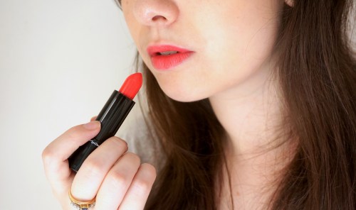 mac lady a play mineralize rich lipstick