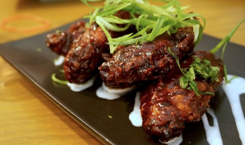 bread street kitchen hong kong chicken wings
