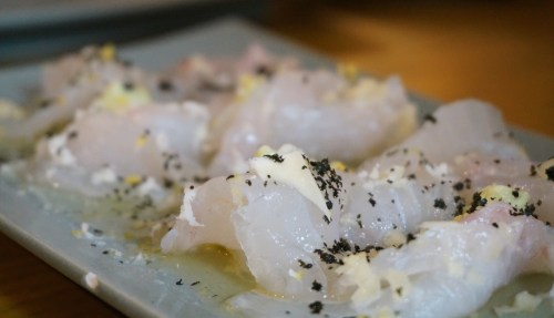 bread street kitchen hong kong sea bass carpaccio