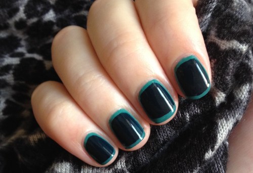 louboutin nail polish lady twist ni toi ni moi