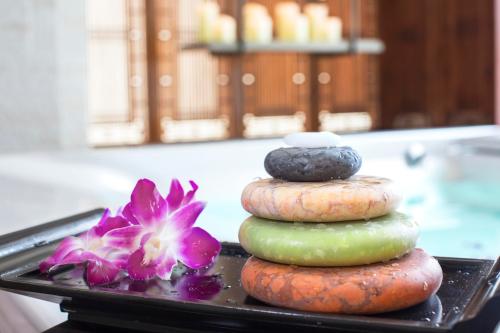 Peninsula Spa Hong Kong LaStone Therapy