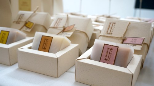 essentials by cinci hong kong soaps