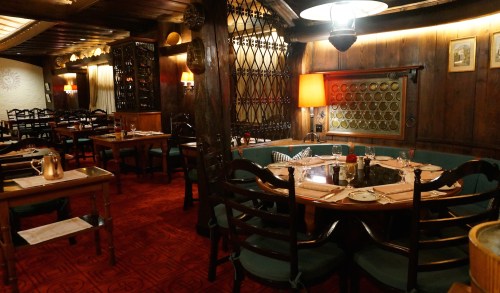 chesa peninsula hong kong