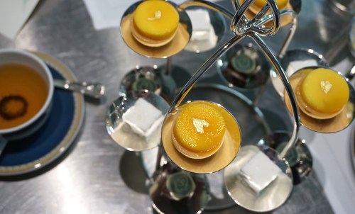 gaddis-peninsula-hong-kong-petit-fours