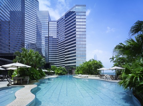 grand-hyatt-hong-kong-pool